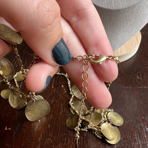 Vintage Gold Tone Circle Necklace - Picture 4 of 4